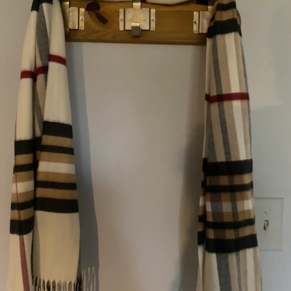 V. Fraas Plaid Off-white scarf with red, tan, and black stripes. Burberry vibe - Picture 3 of 3